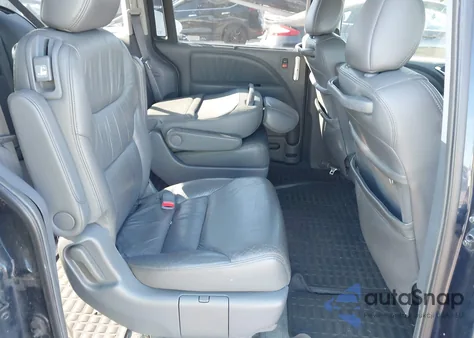 2005 Honda Odyssey Touring z USA, uszkodzony, nr VIN 5FNRL38855B075795